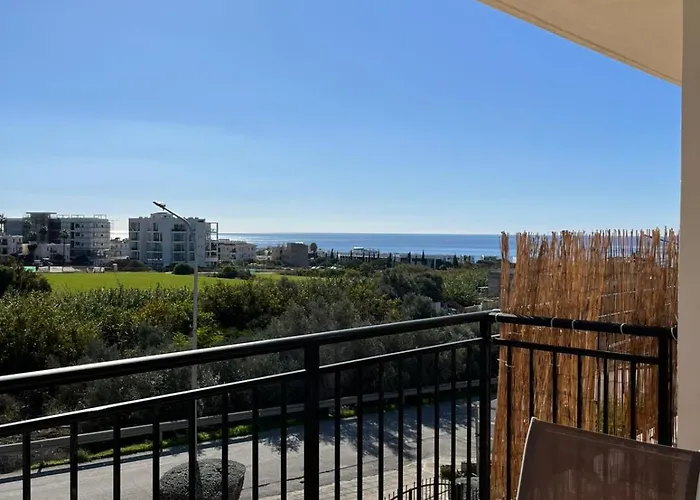 Eden Heights Sea View 203 - By Imh Travel & Tours Πάφος